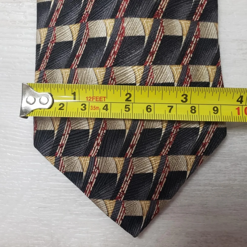 Today's Man Made in Italy Necktie 100% Silk Geometric Menswear Preppy Retro Tie
